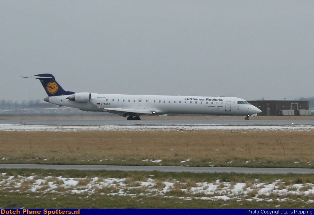 D-ACKK Bombardier Canadair CRJ900 CityLine (Lufthansa Regional) by Lars Pepping