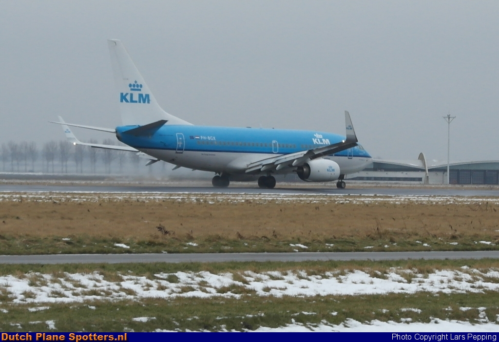 PH-BGX Boeing 737-700 KLM Royal Dutch Airlines by Lars Pepping