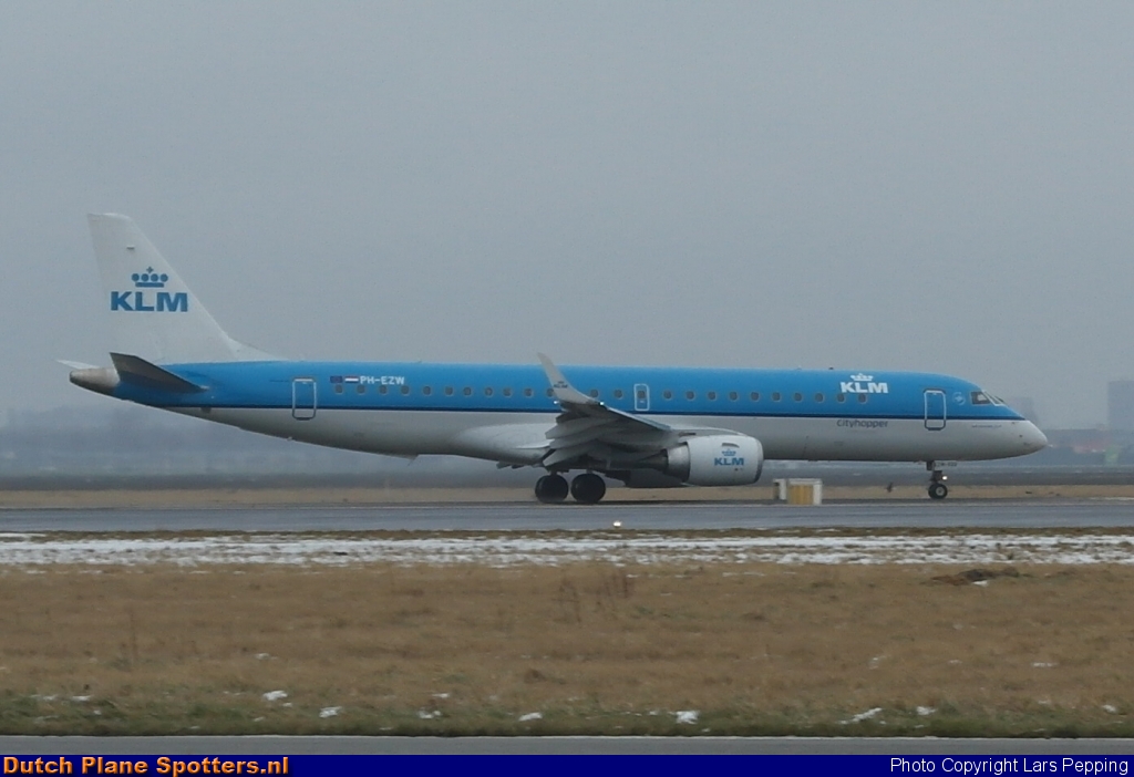 PH-EZW Embraer 190 KLM Cityhopper by Lars Pepping