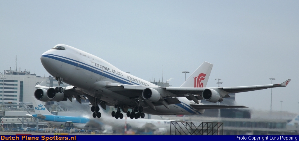 B-2456 Boeing 747-400 Air China Cargo by Lars Pepping