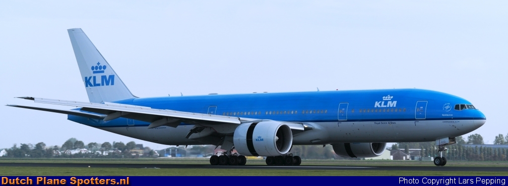 PH-BQE Boeing 777-200 KLM Royal Dutch Airlines by Lars Pepping
