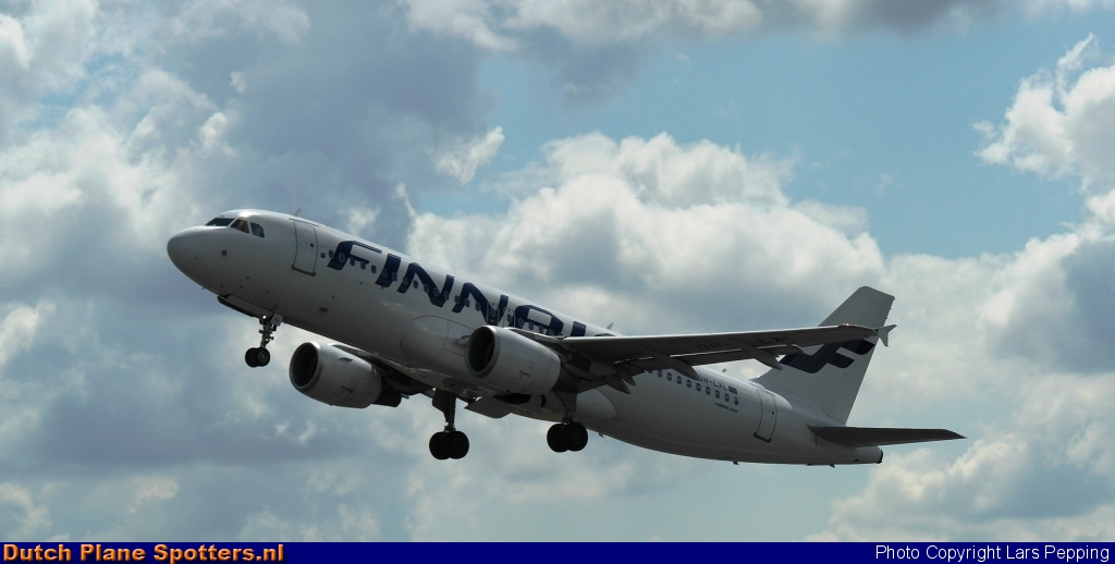 OH-LXL Airbus A320 Finnair by Lars Pepping