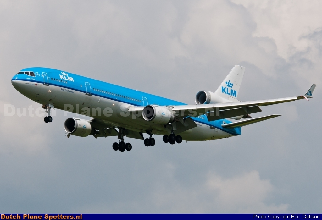 PH-KCE McDonnell Douglas MD-11 KLM Royal Dutch Airlines by Eric  Dullaart