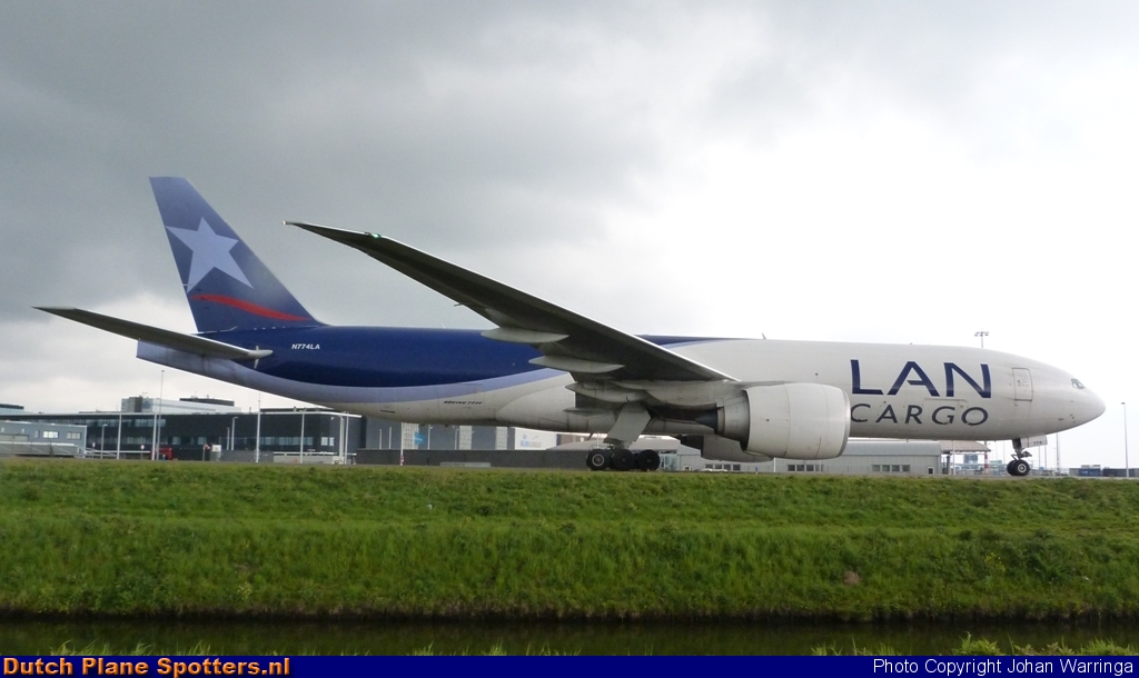 N774LA Boeing 777-F LAN Cargo by Johan Warringa