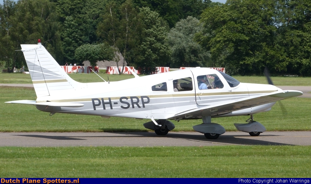 PH-SRP Piper PA-28 Cherokee Private by Johan Warringa