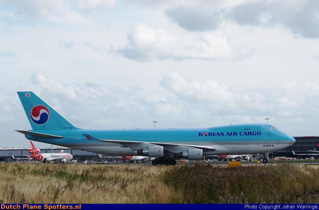 HL7438 Boeing 747-400 Korean Air Cargo by Johan Warringa