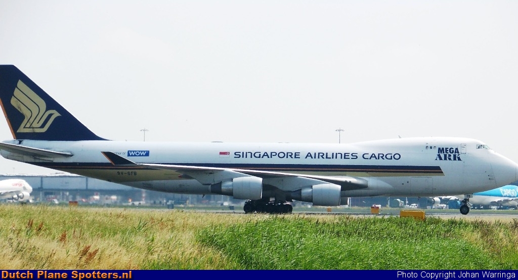 9V-SFB Boeing 747-400 Singapore Airlines Cargo by Johan Warringa