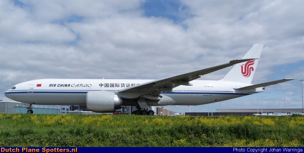 B-2092 Boeing 777-F Air China Cargo by Johan Warringa