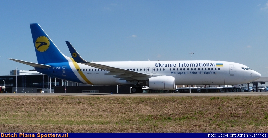 UR-PSE Boeing 737-800 Ukraine International Airlines by Johan Warringa