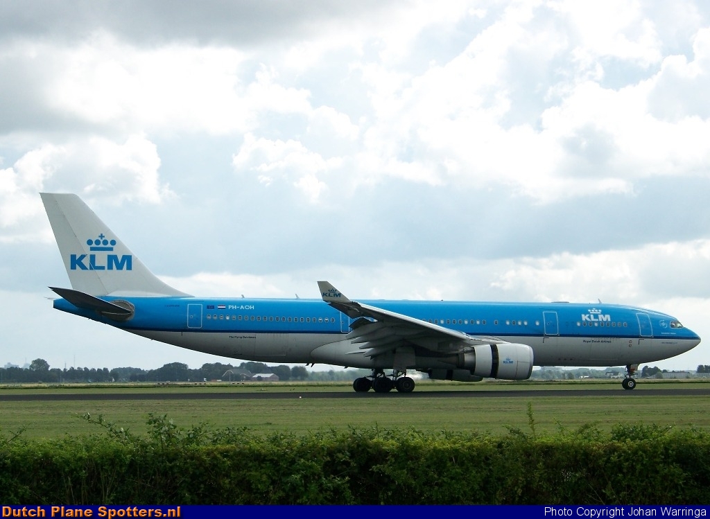 PH-AOH Airbus A330-200 KLM Royal Dutch Airlines by Johan Warringa