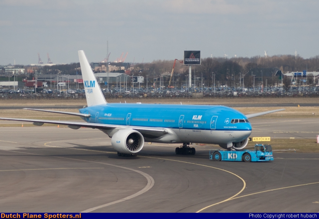 PH-BQN Boeing 777-200 KLM Asia by Robert hubach