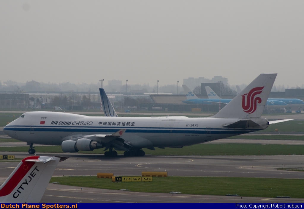 B-2475 Boeing 747-400 Air China Cargo by Robert hubach