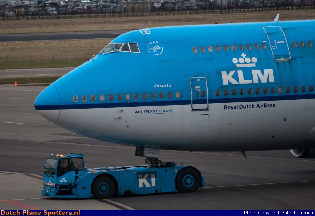 PH-BFI Boeing 747-400 KLM Royal Dutch Airlines by Robert hubach