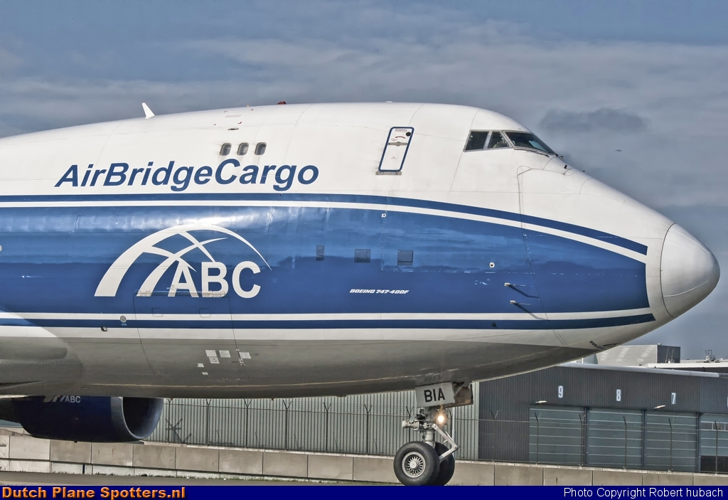 VQ-BIA Boeing 747-400 AirBridgeCargo by Robert hubach