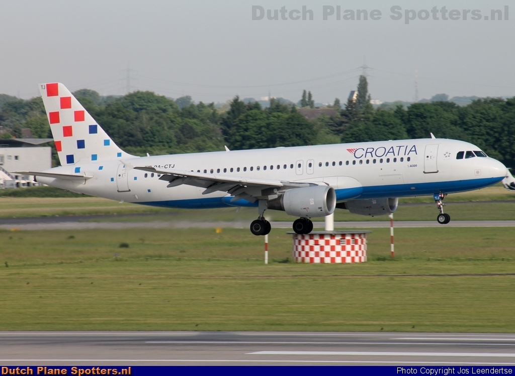 9A-CTJ Airbus A320 Croatia Airlines by Jos Leendertse