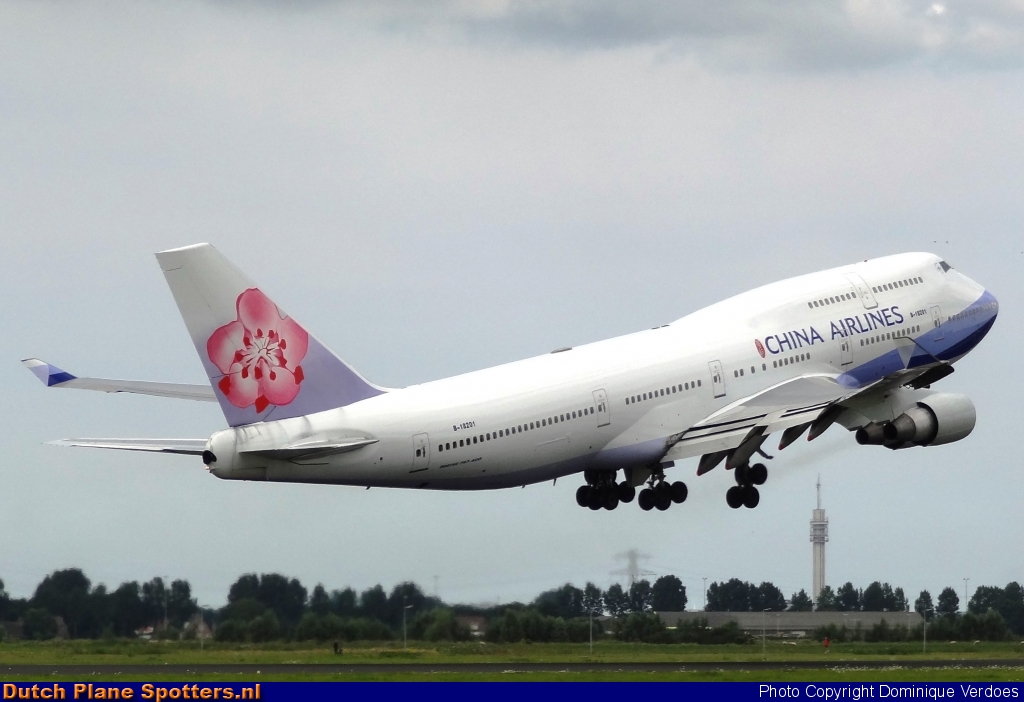 B-18201 Boeing 747-400 China Airlines by Dominique Verdoes