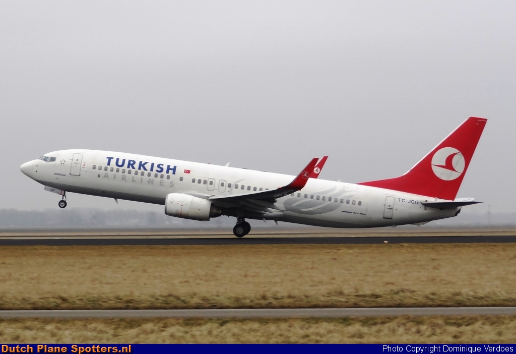 TC-JGG Boeing 737-800 Turkish Airlines by Dominique Verdoes