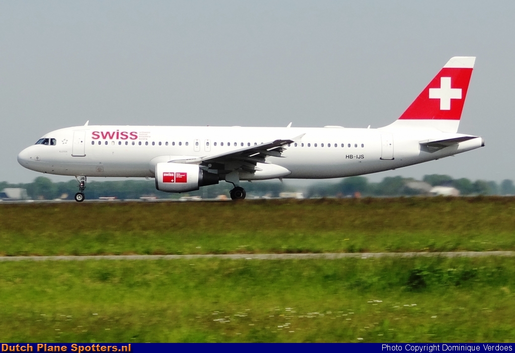 HB-IJS Airbus A320 Swiss International Air Lines by Dominique Verdoes