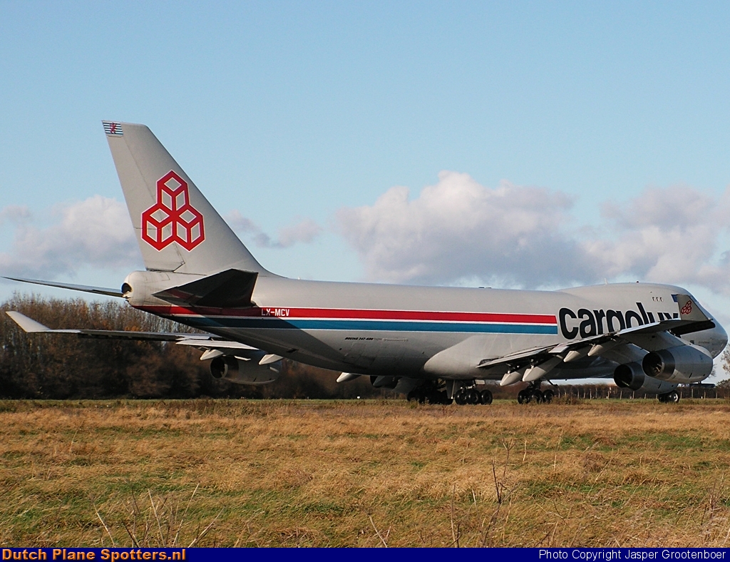 LX-MCV Boeing 747-400 Cargolux by Jasper Grootenboer