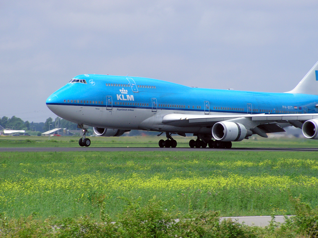 PH-BFT Boeing 747-400 KLM Royal Dutch Airlines by Jasper Grootenboer
