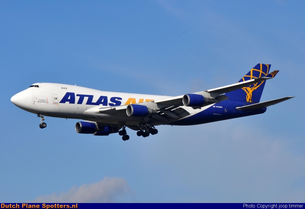 N492MC Boeing 747-400 Atlas Air by joop timmer
