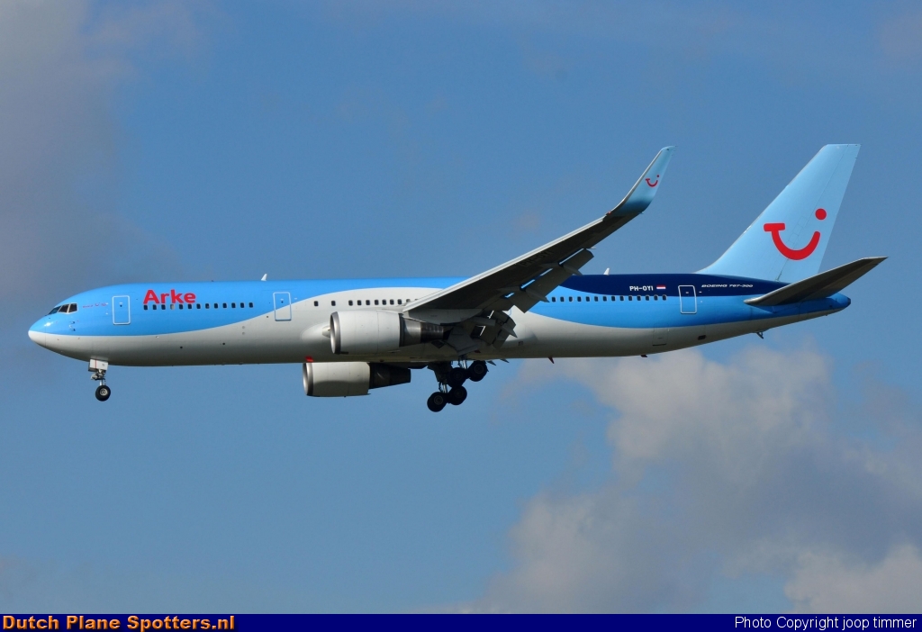 PH-OYI Boeing 767-300 ArkeFly by joop timmer