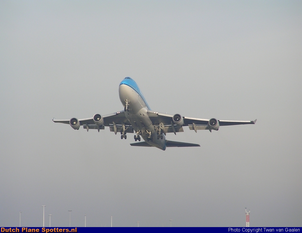 PH-BFA Boeing 747-400 KLM Royal Dutch Airlines by Aviation spotter 11