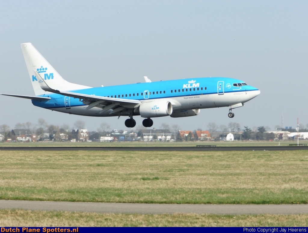 PH-BGO Boeing 737-700 KLM Royal Dutch Airlines by Jay Heerens
