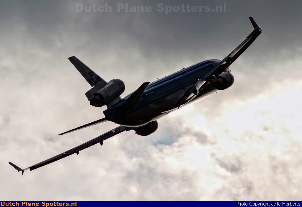 PH-KCD McDonnell Douglas MD-11 KLM Royal Dutch Airlines by Jelle Harberts