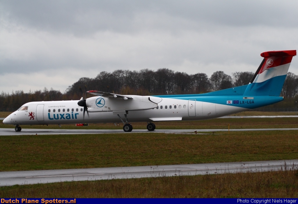 LX-LGA Bombardier Dash 8-Q400 Luxair - Luxembourg Airlines by Niels Hager