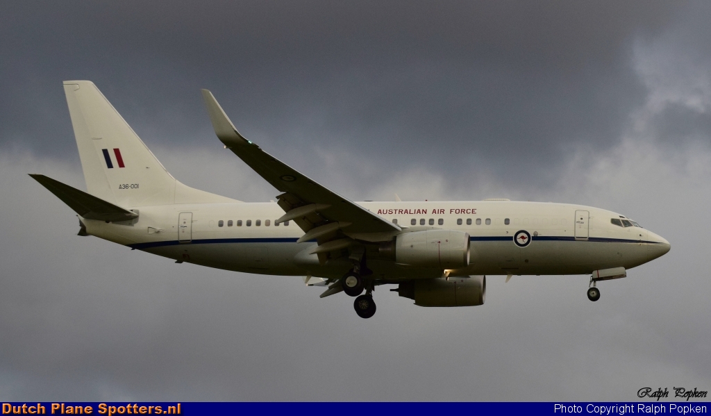 A36-001 Boeing 737-700 MIL - Australian Royal Air Force by Ralph Popken