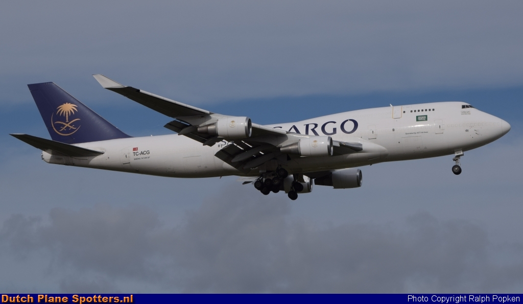 TC-ACG Boeing 747-400 ACT Airlines (Saudi Arabian Cargo) by Ralph Popken