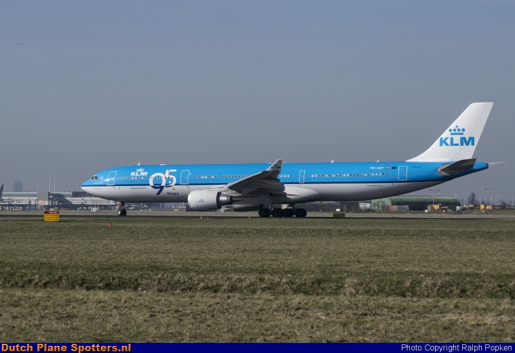 PH-AKF Airbus A330-300 KLM Royal Dutch Airlines by Ralph Popken