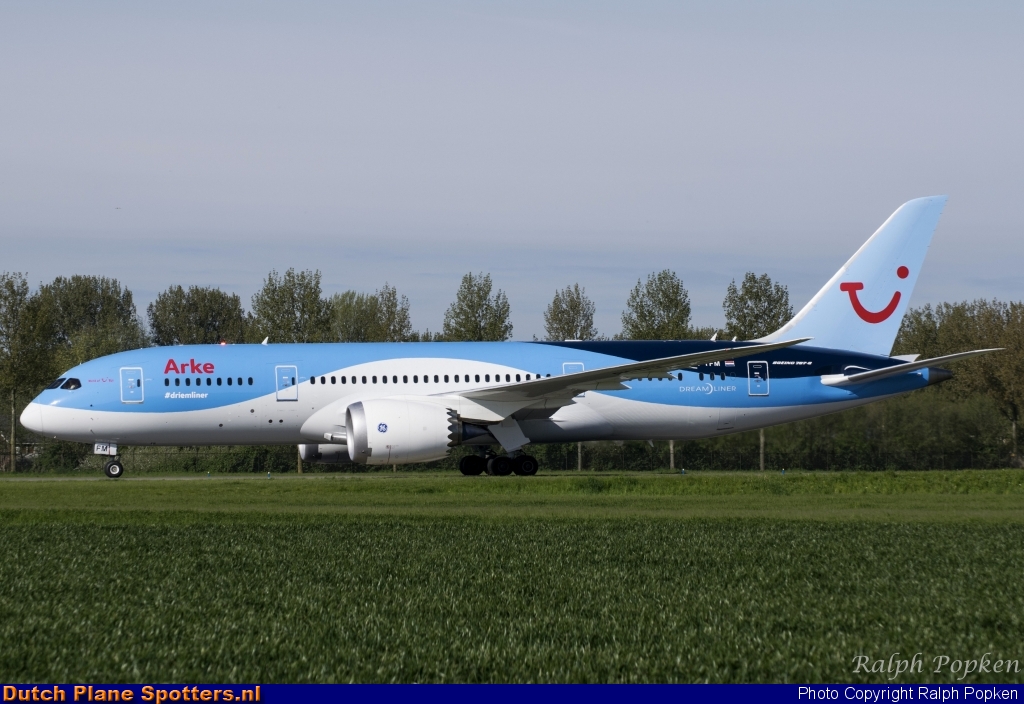 PH-TFM Boeing 787-8 Dreamliner ArkeFly by Ralph Popken