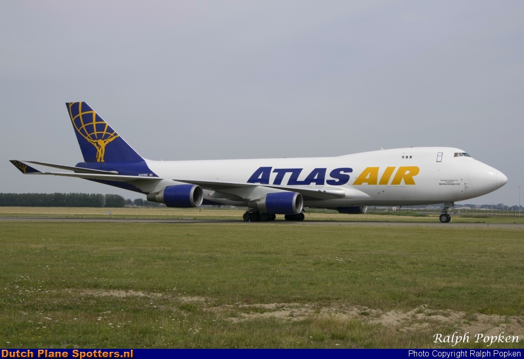 N493MC Boeing 747-400 Atlas Air by Ralph Popken