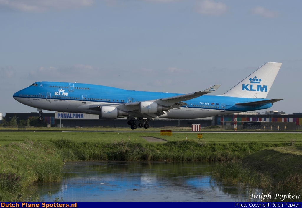 PH-BFS Boeing 747-400 KLM Royal Dutch Airlines by Ralph Popken