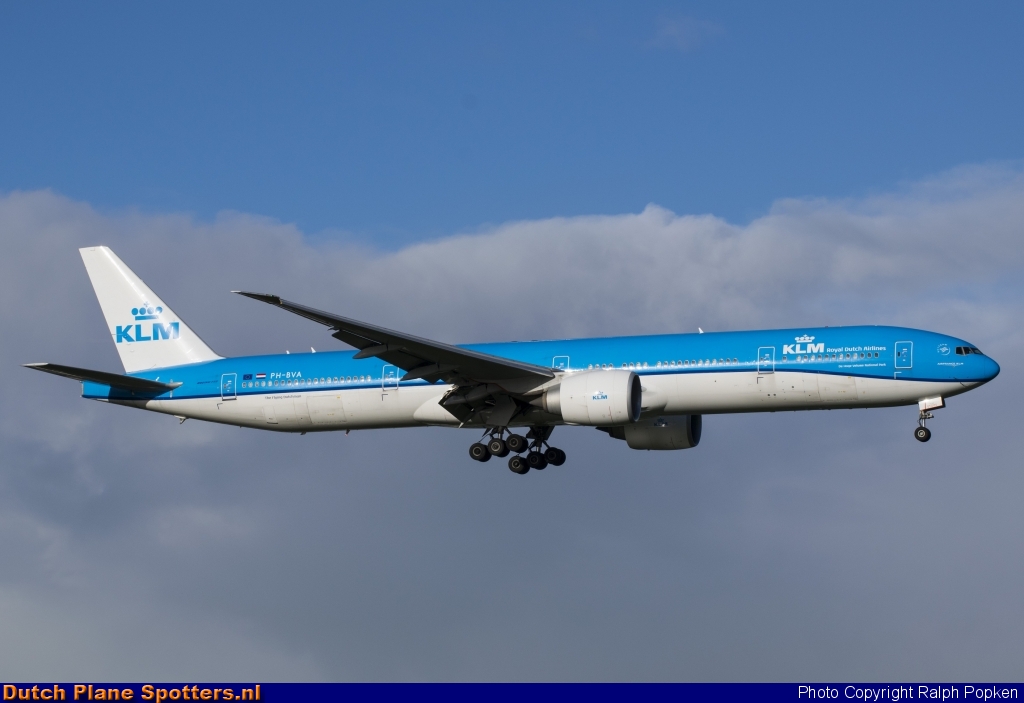 PH-BVA Boeing 777-300 KLM Royal Dutch Airlines by Ralph Popken