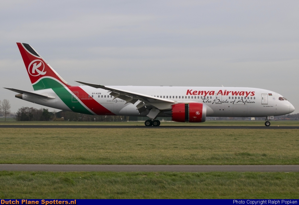 5Y-KZB Boeing 787-8 Dreamliner Kenya Airways by Ralph Popken