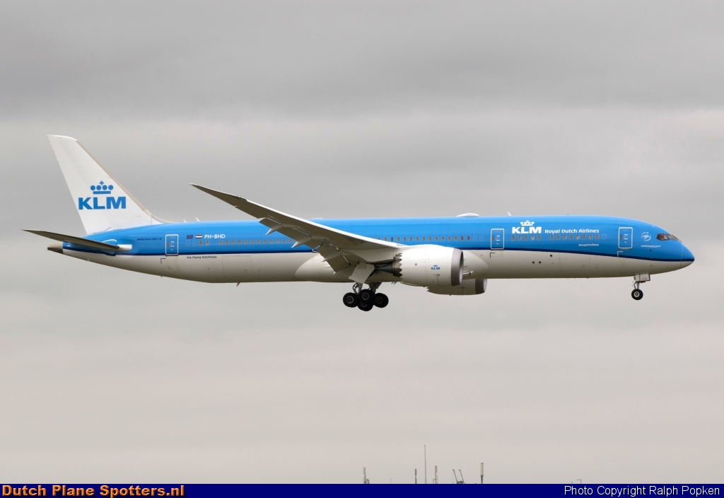 PH-BHD Boeing 787-9 Dreamliner KLM Royal Dutch Airlines by Ralph Popken