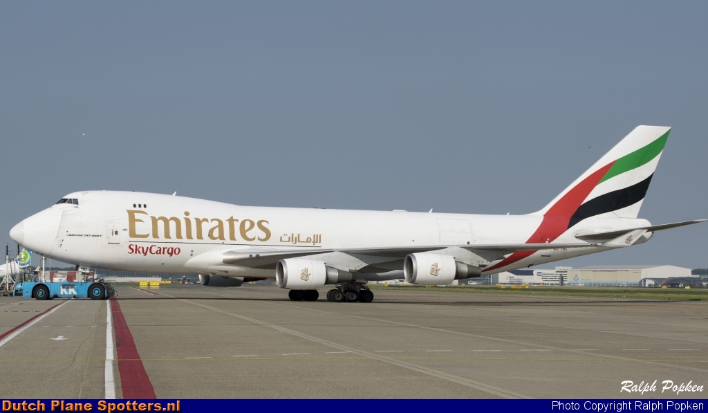 OO-THC Boeing 747-400 Emirates Sky Cargo by Ralph Popken