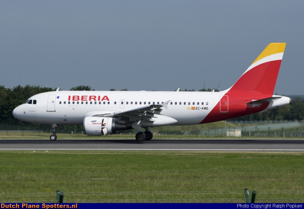 EC-KMD Airbus A319 Iberia by Ralph Popken