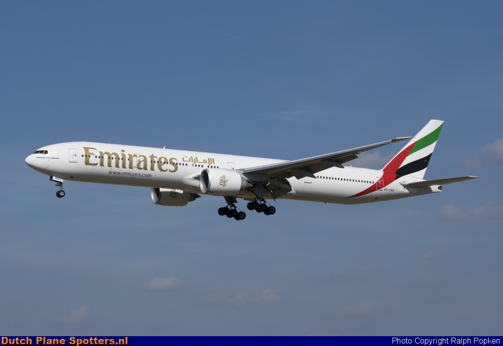 A6-ENS Boeing 777-300 Emirates by Ralph Popken