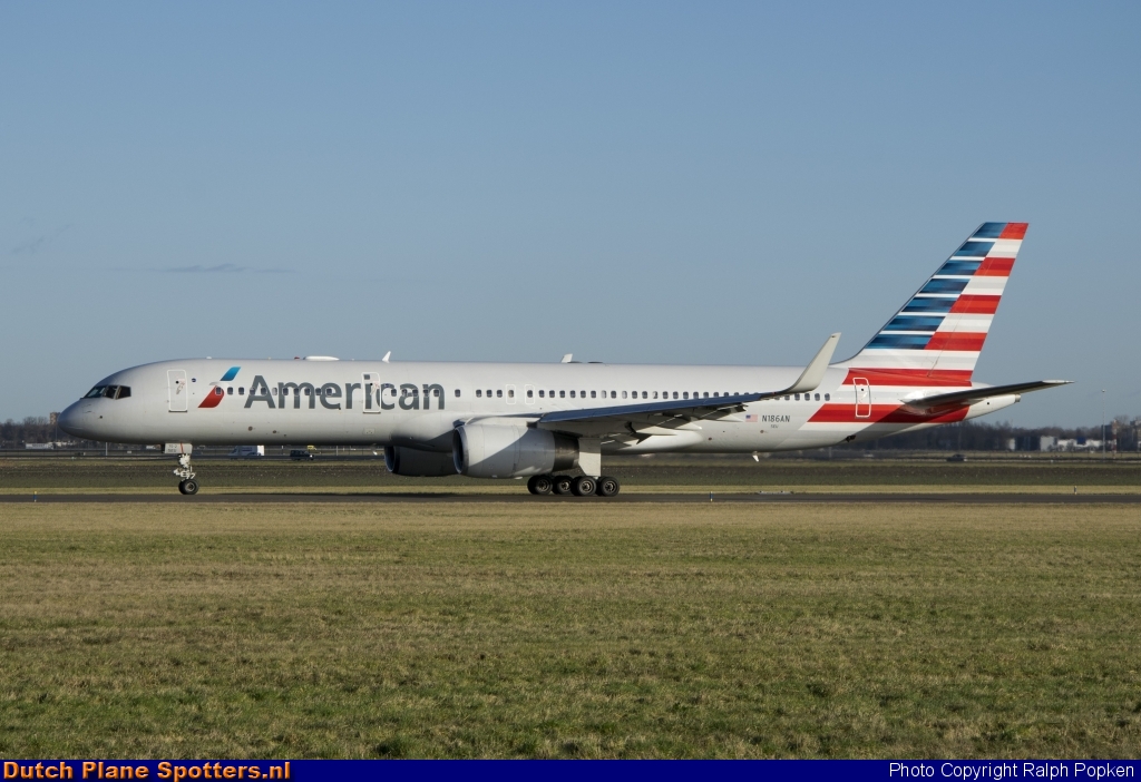 N186AN Boeing 757-200 American Airlines by Ralph Popken
