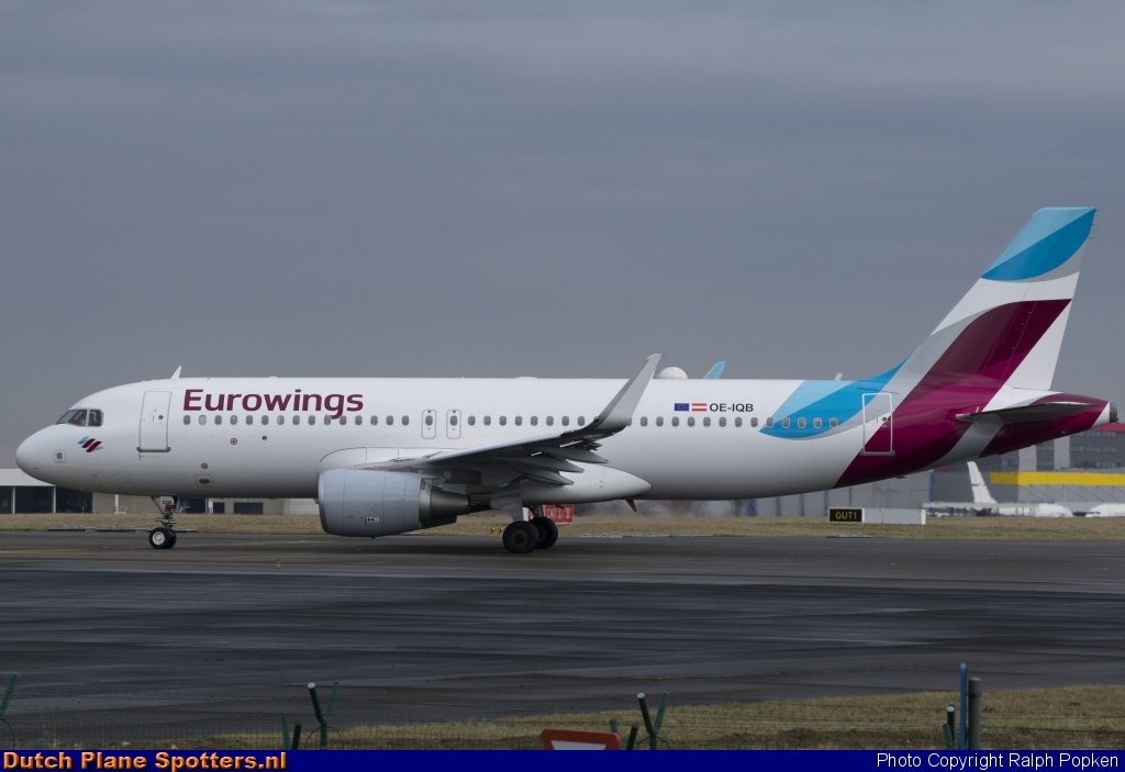 OE-IQB Airbus A320 Eurowings by Ralph Popken