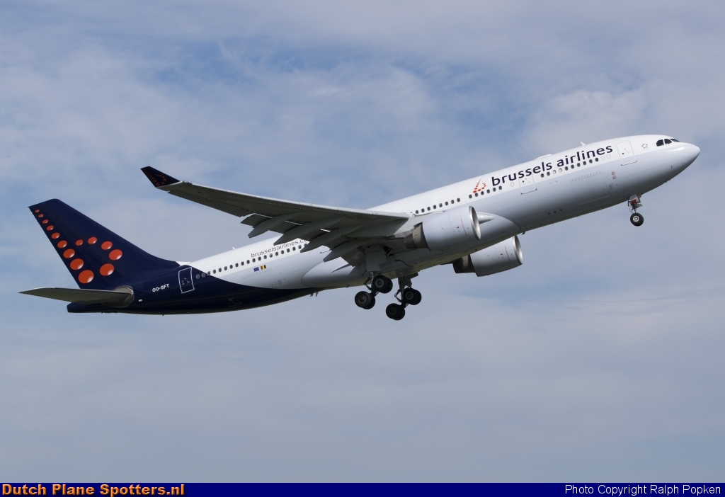 OO-SFT Airbus A330-200 Brussels Airlines by Ralph Popken