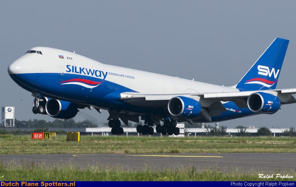 VQ-BVB Boeing 747-8 Silk Way Airlines by Ralph Popken