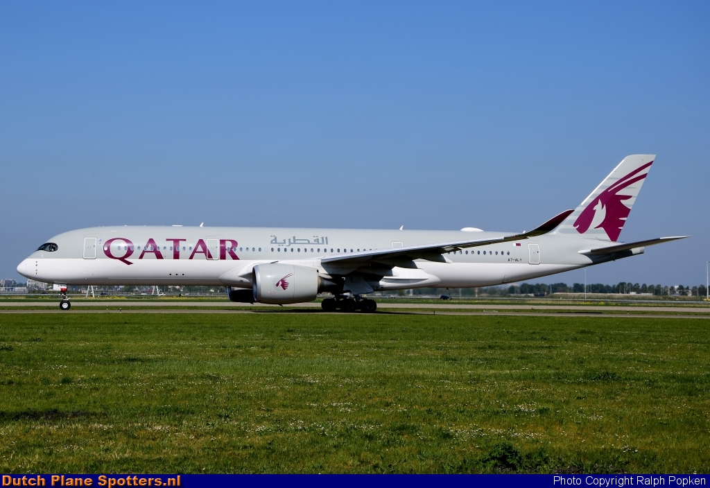A7-ALY Airbus A350-900 Qatar Airways by Ralph Popken