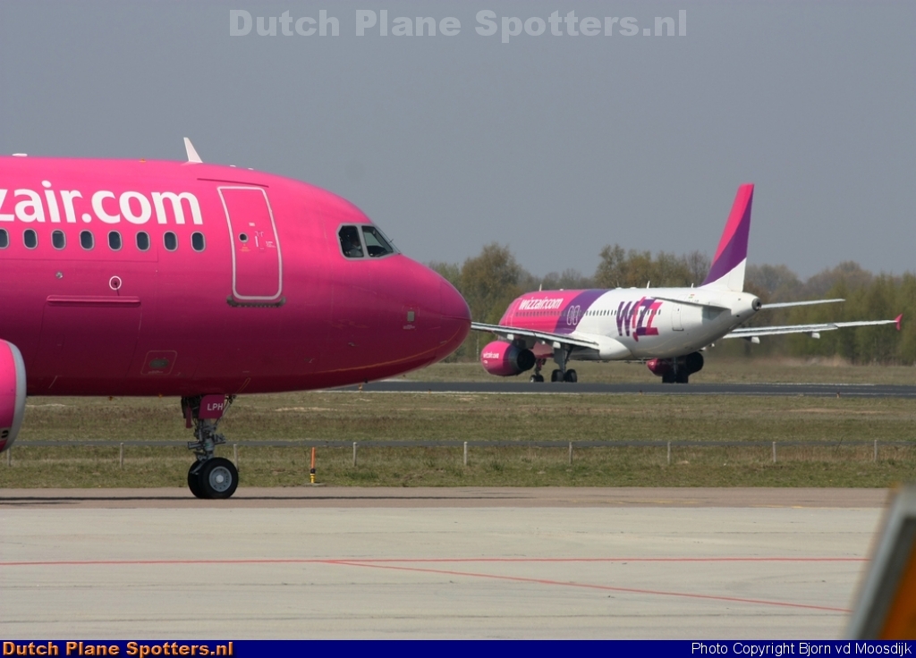 HA-LPH Airbus A320 Wizz Air by Bjorn vd Moosdijk