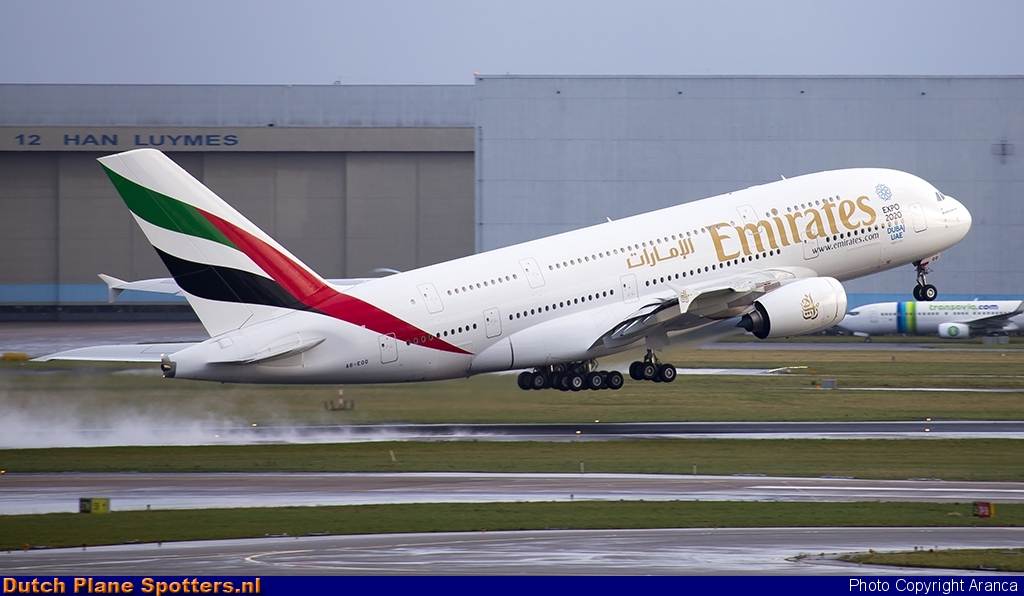 A6-EOO Airbus A380-800 Emirates by Aranca