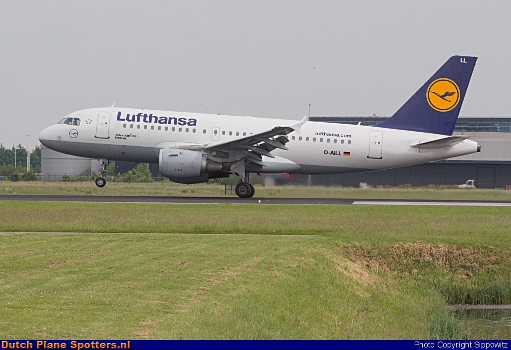 D-AILL Airbus A319 Lufthansa by Sippowitz